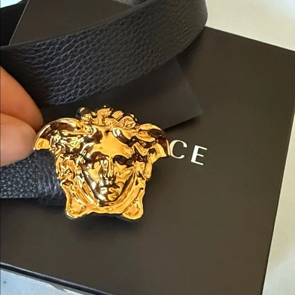 Versace Kids Belt with Gold Medusa Buckle - Picture 9 of 9